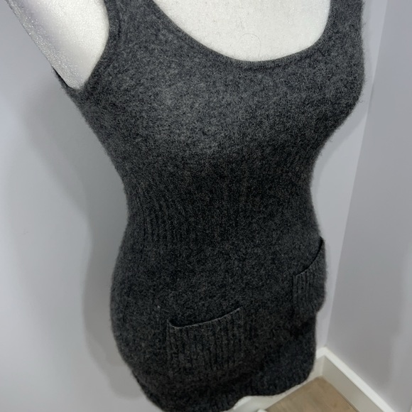 Body Hugging Cashmere Tunic - Picture 2 of 4